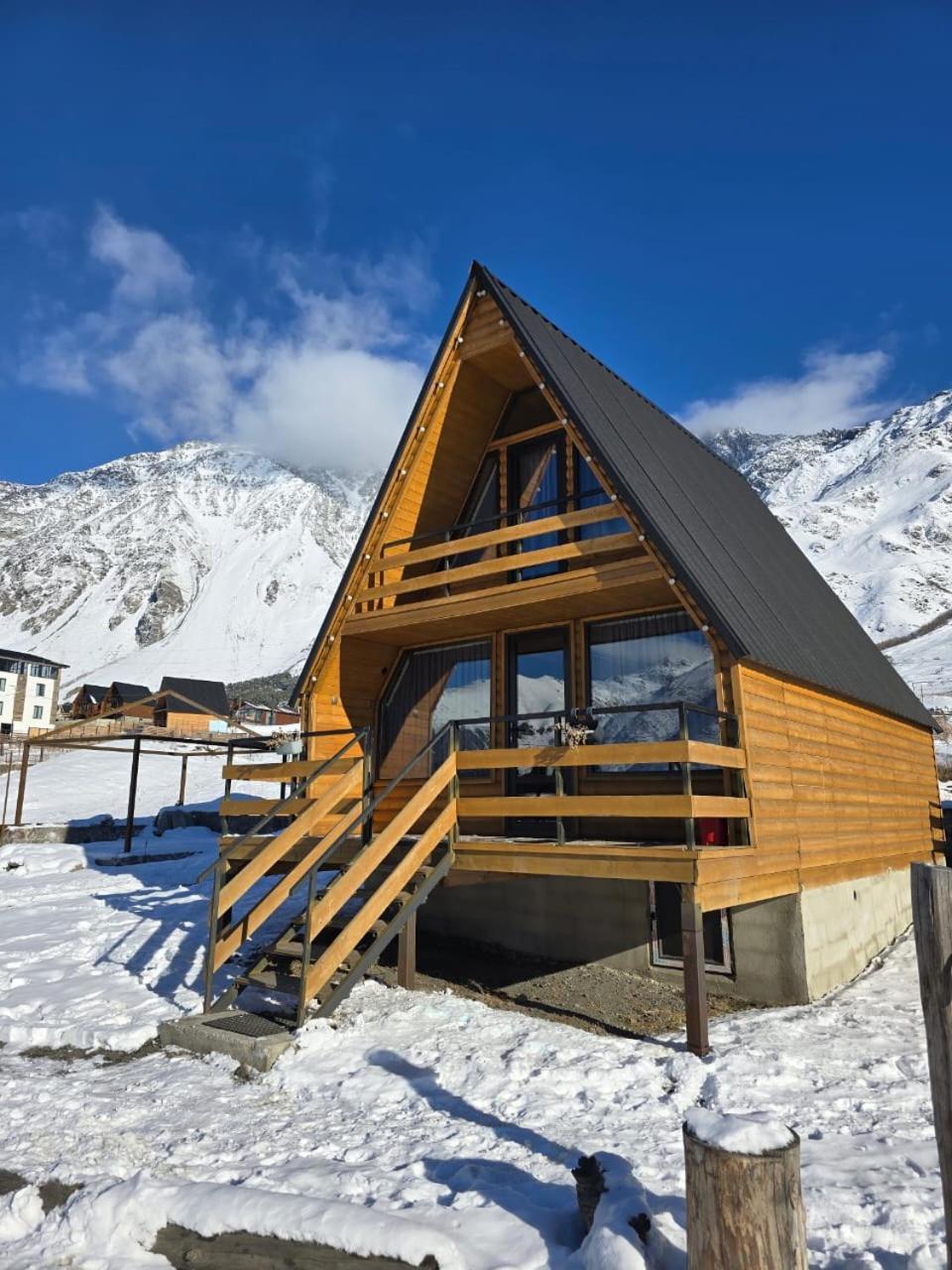 Kazbegi Folk Apartment Exterior photo