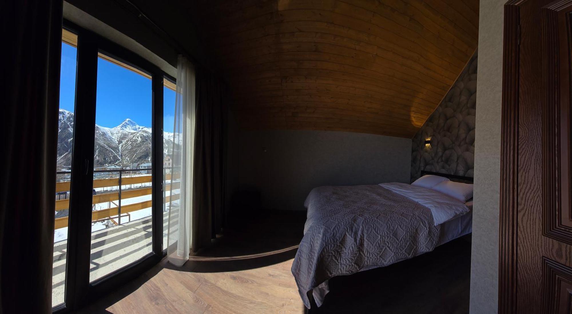 Kazbegi Folk Apartment Exterior photo